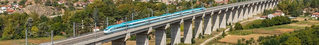 Bilecik’te Ankara–İstanbul hattında hızlı tren; açılış törenine ait değildir (arşiv/temsili fotoğraf)