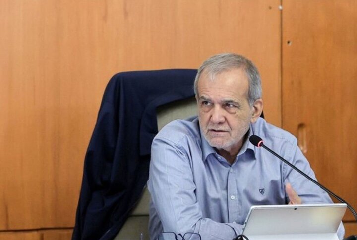 Düşmanın ekonomik savaş hedefleri başarısız oldu: Başkan Pezeshkian